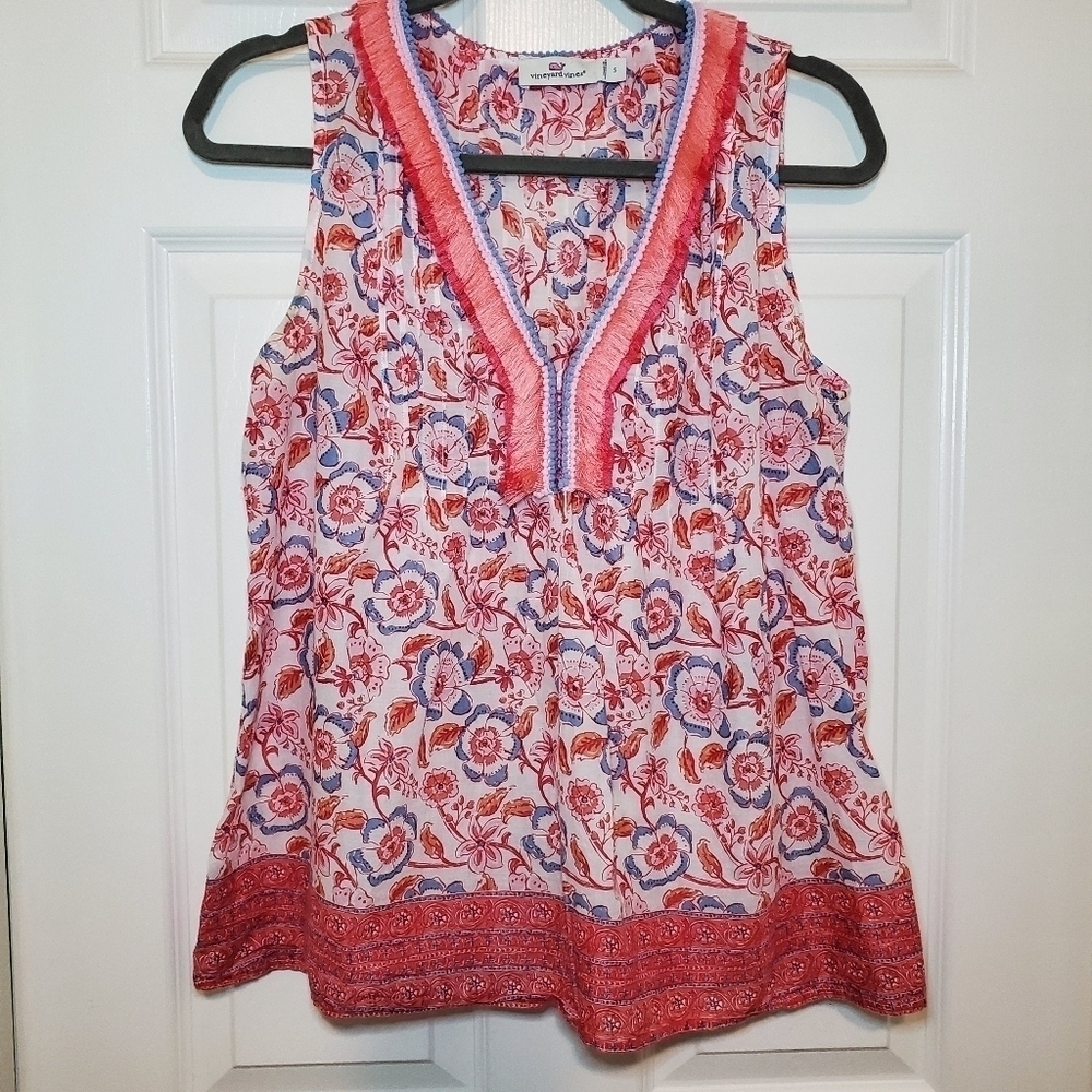 Vineyard Vines Top Women S Red Frangipani Floral Pintuck Fringe Sleeveless